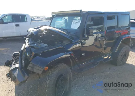 2014 Jeep Wrangler Unlimited Altitude z USA, uszkodzony, nr VIN 1C4BJWEG6EL261430
